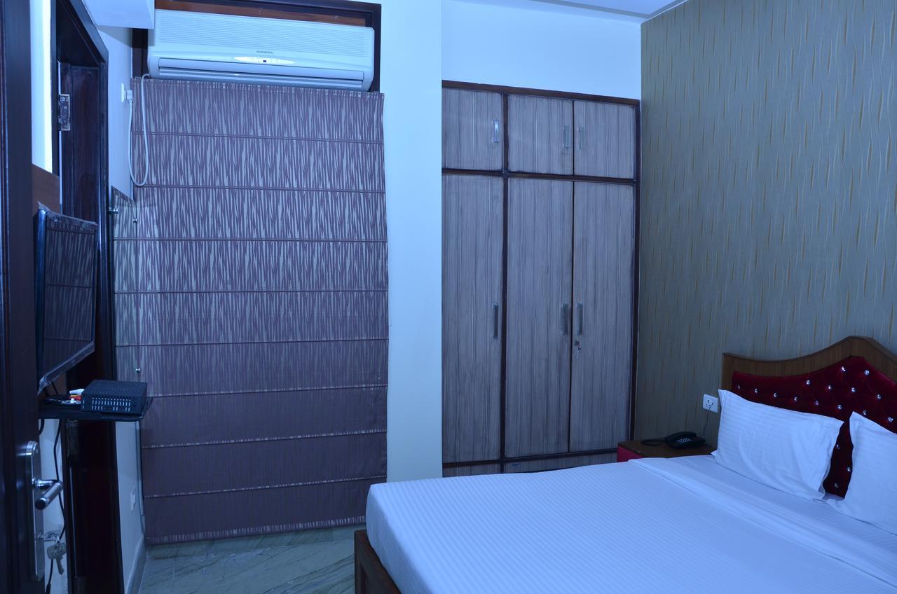 Hotel Royal International New Delhi Exteriör bild